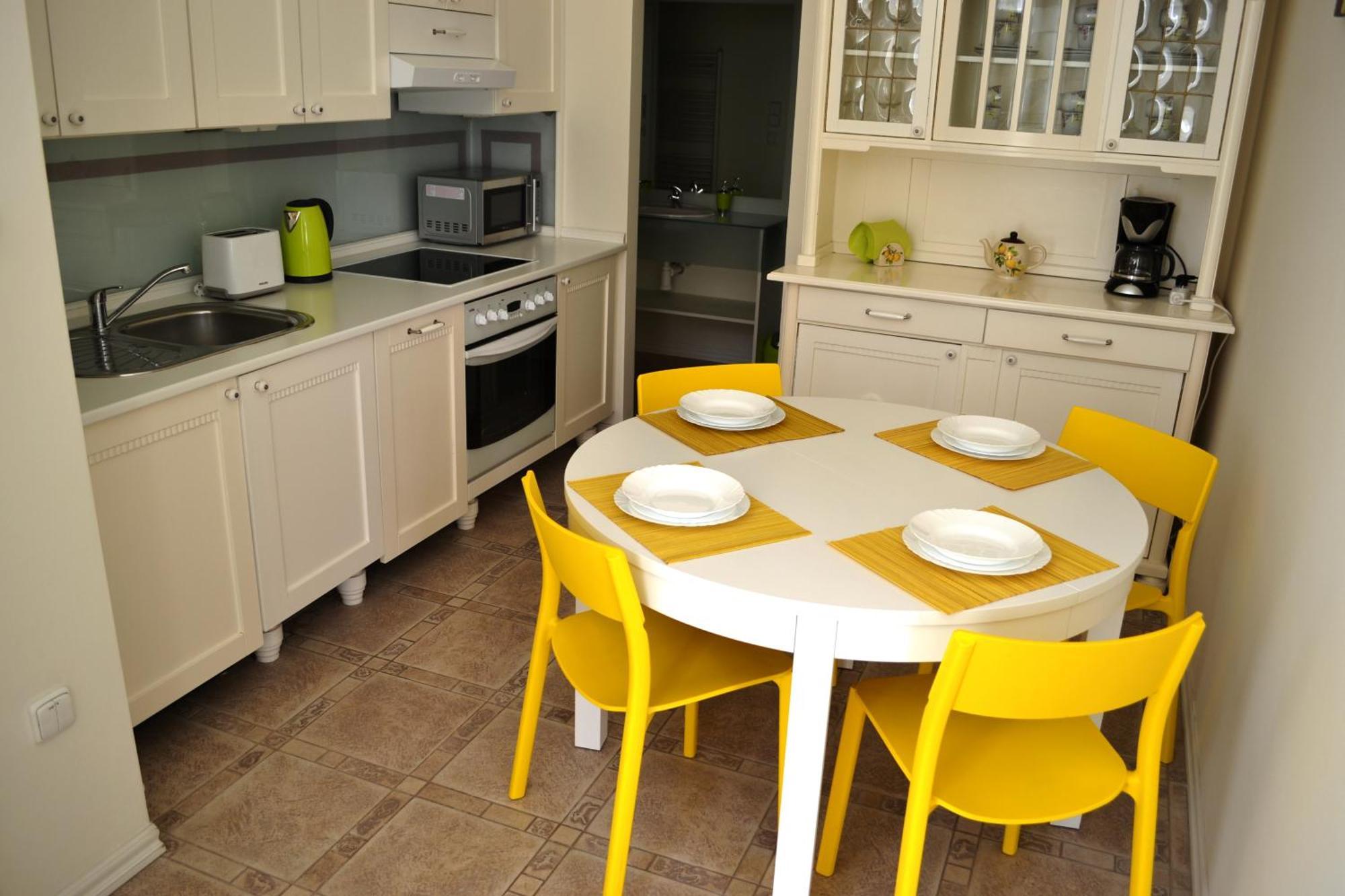 Sunflower 2Bdr Flat By Ruterra Prague Exterior photo